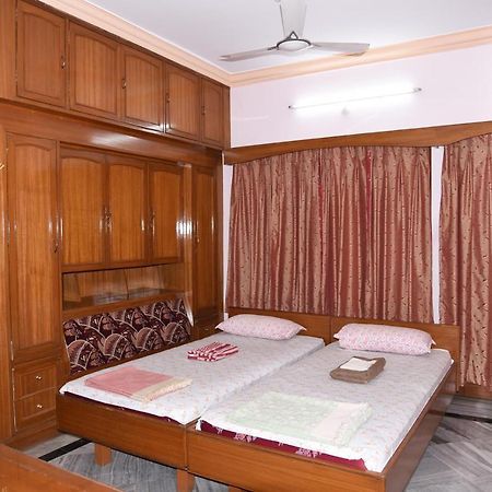 Anjani Mansion Hotell Hyderabad Exteriör bild