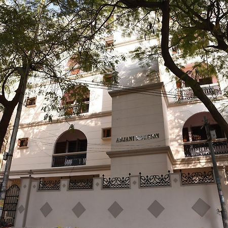 Anjani Mansion Hotell Hyderabad Exteriör bild