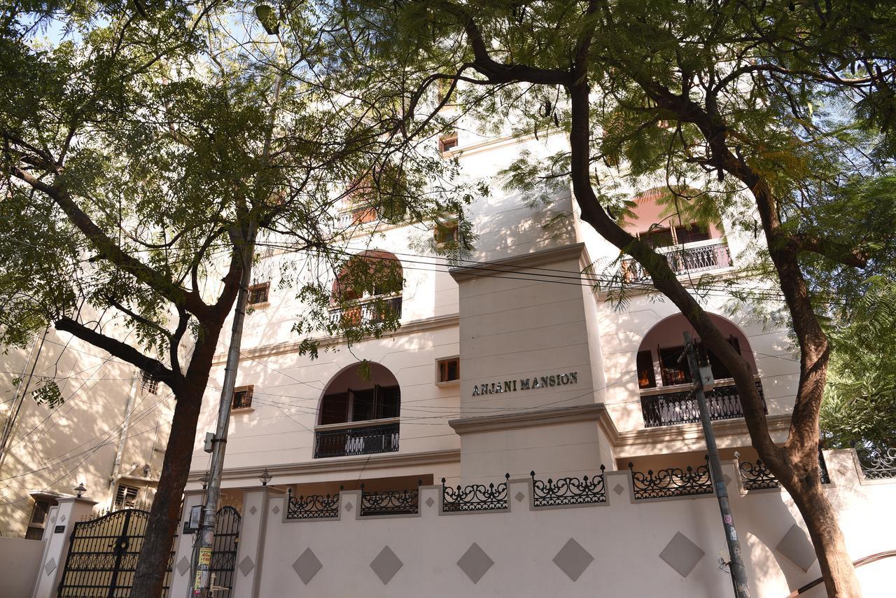 Anjani Mansion Hotell Hyderabad Exteriör bild