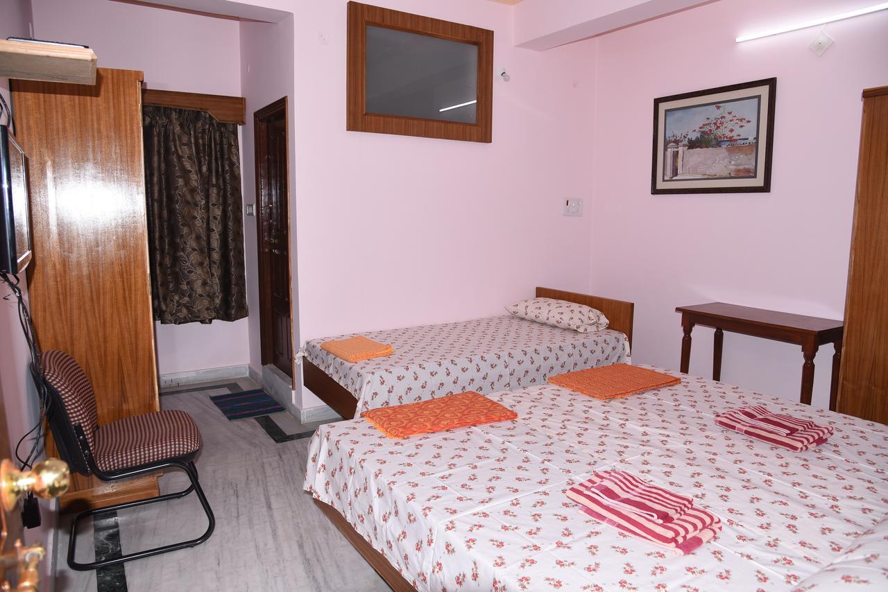 Anjani Mansion Hotell Hyderabad Exteriör bild