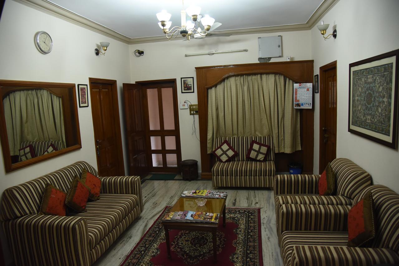 Anjani Mansion Hotell Hyderabad Exteriör bild