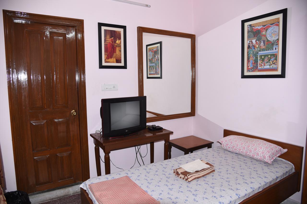 Anjani Mansion Hotell Hyderabad Exteriör bild