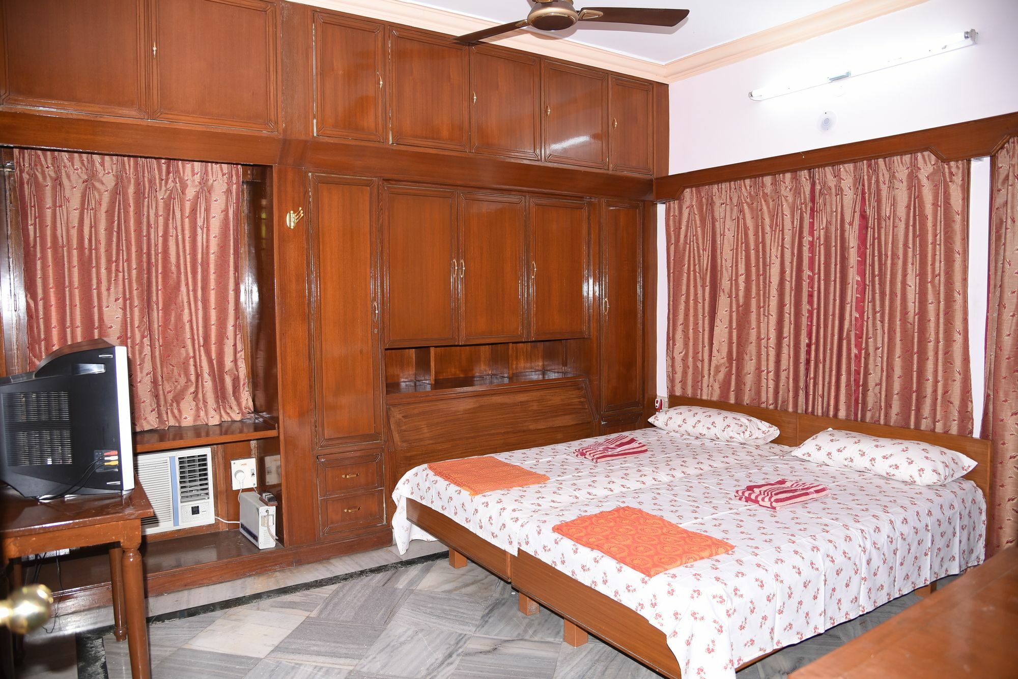 Anjani Mansion Hotell Hyderabad Exteriör bild